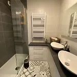 Apartment Superbe T3 Centre Avec Garage Ferme *